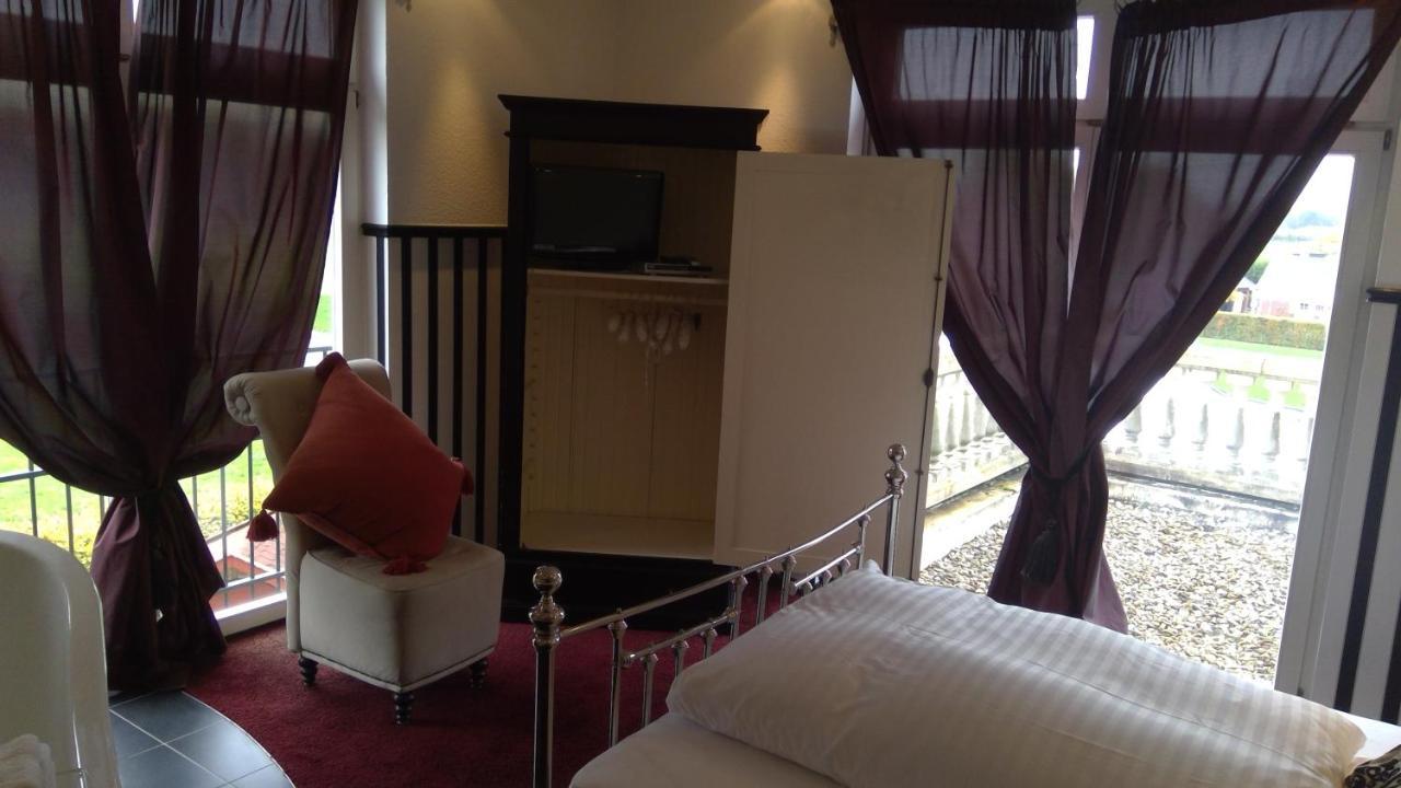 Gaestehaus Chalet ออคทรอป ภายนอก รูปภาพ